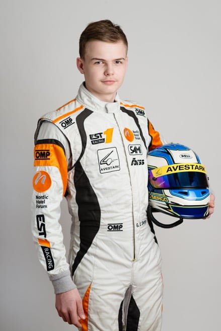 V8-luokan nuori tulokaskuljettajasta Gabriel Sergo.